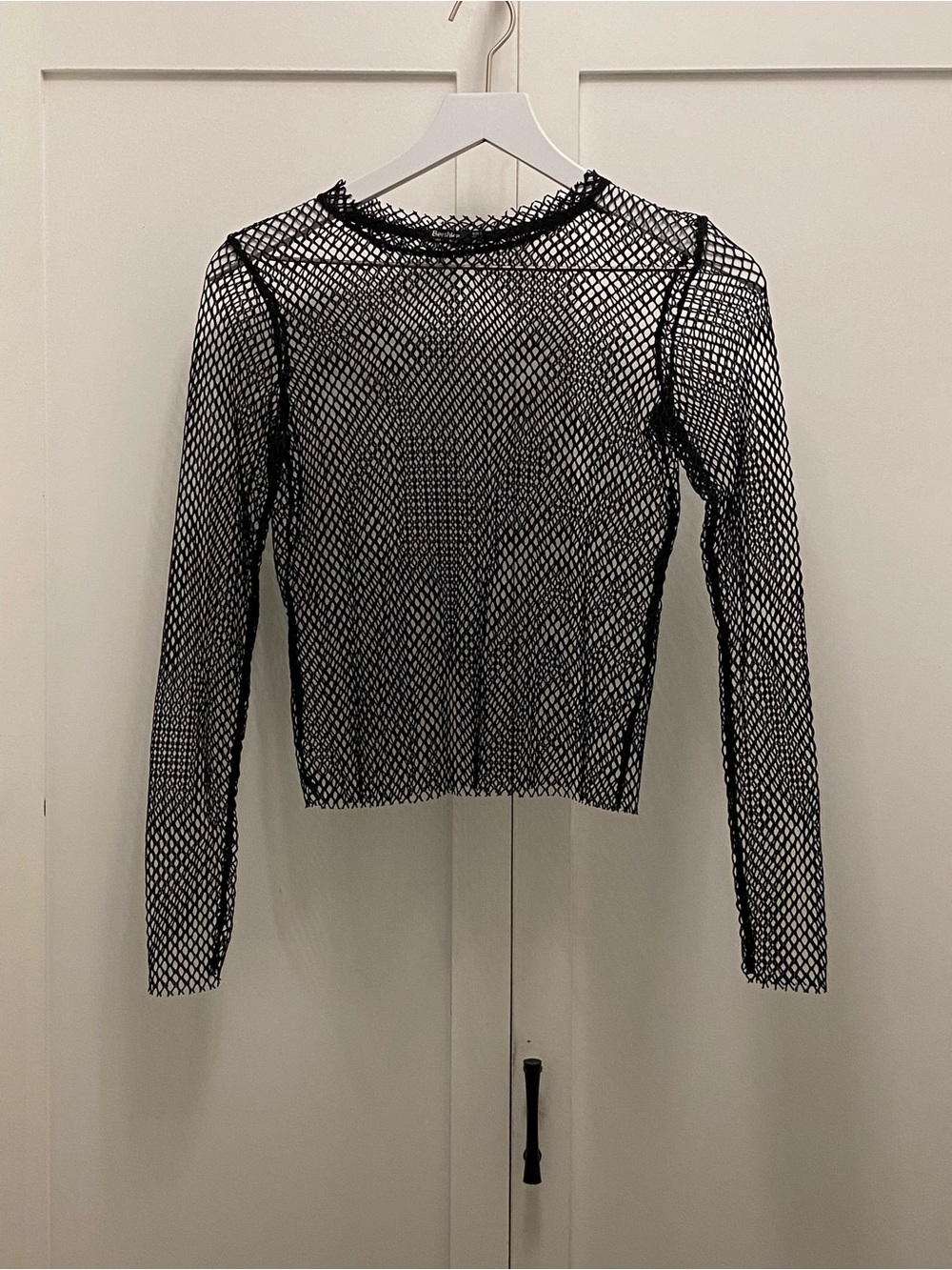 Bershka Black Fishnet Long-Sleeve Crop Top - Picture 2 of 9